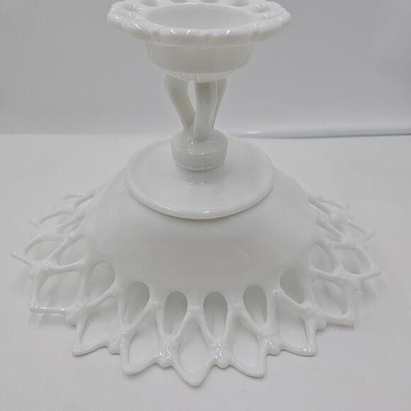Westmoreland Doric‎ Lattice Milk Elegant Scalloped Pierced Banana Glass Stand - Picture 14 of 16